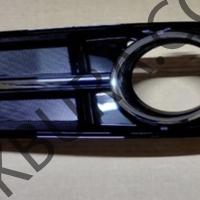 8P0807682J Audi A3 2009-2013 Sağ Piano Black sis farı ızgarası 