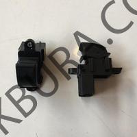 Mazda Bt50 2009-2013 Ön Sağ Cam Düğmesi (Taiwan) UR56-66-370