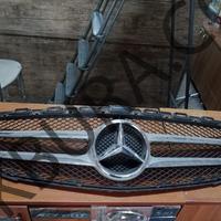 Mercedes W205 C180 C200 2014- Ön Panjur Orjinal 2058800023