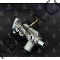 Toyota Carina 1997-2001 Termostat Alt Kapağı (Taiwan) 16331-74200