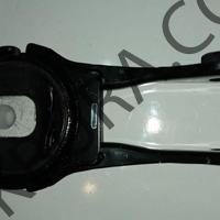 Toyota Corolla 2019-2022 Ön Motor Takozu (İthal) 12363-0T140