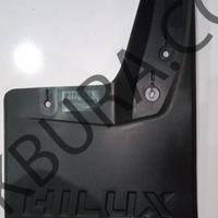 Toyota Hılux 2015-2021 Arka Sağ Paçalık (Taiwan) 76625-0K270